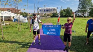 Przemo na mecie - bieg 126,6 km